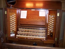 Organ console - click for enlarged photo